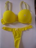 Conjunto amarelo