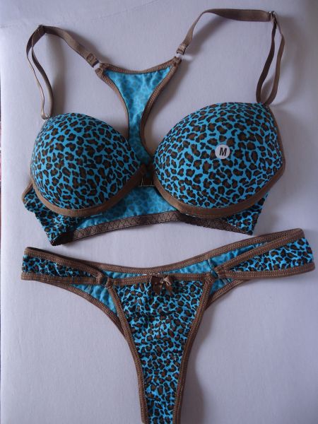 Conj. azul turquesa onça c/ marrom